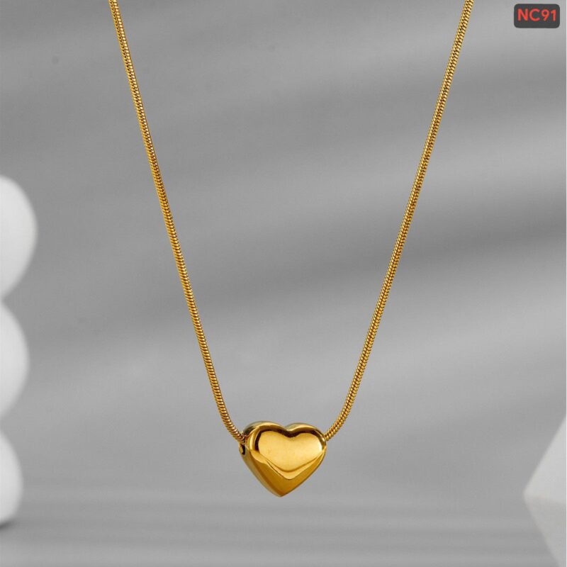Solid Hollow Love Necklace - Image 4