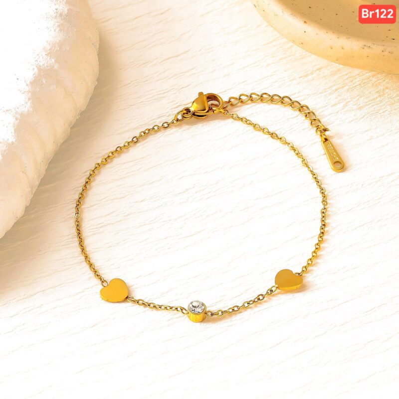 Minimalistic 18K Gold Bracelet 2