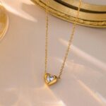 18K Gold Pendant Collar Necklace Sailing Peach Heart Pink Zircon Titanium Steel (9)