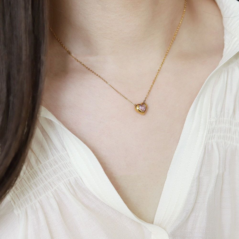 18K Gold Pendant Collar Necklace Sailing Peach Heart Pink Zircon Titanium Steel (8)