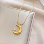 Stainless Steel Gold Plated Korean Romantic Moon Pendant Neckalce (2)
