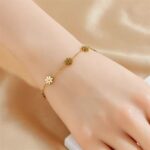Stainless Steell Golden Daisy Bracelet For Women (1)